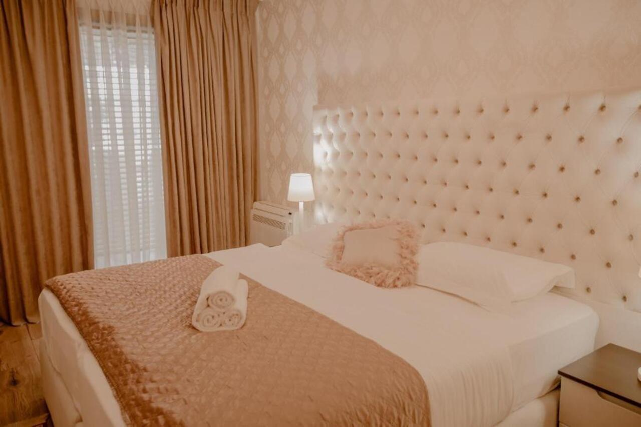Green House Hotel & Restaurant Тирана Екстериор снимка