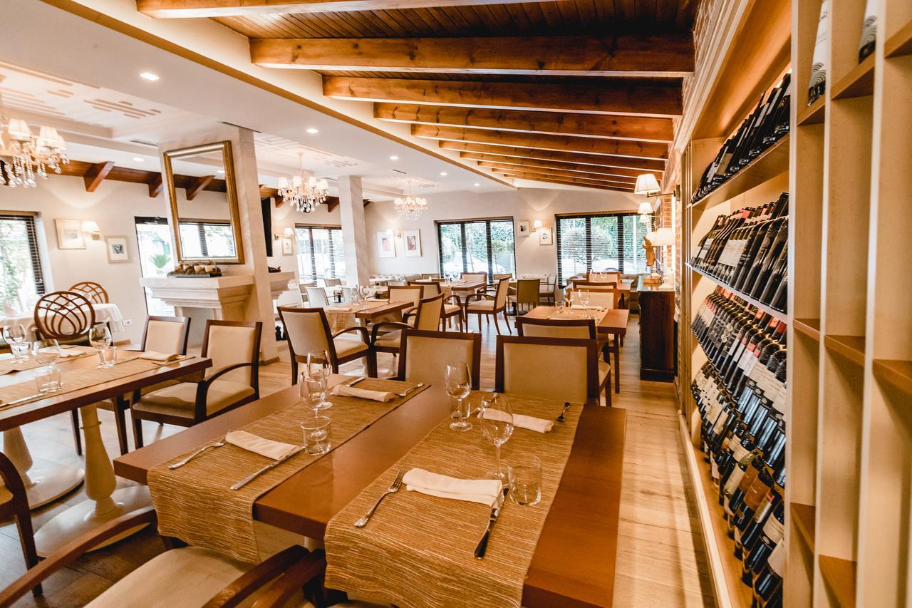 Green House Hotel & Restaurant Тирана Екстериор снимка