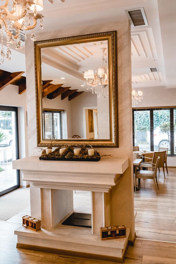 Green House Hotel & Restaurant Тирана Екстериор снимка