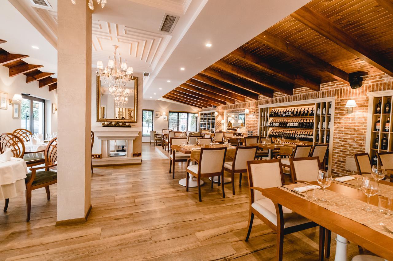 Green House Hotel & Restaurant Тирана Екстериор снимка