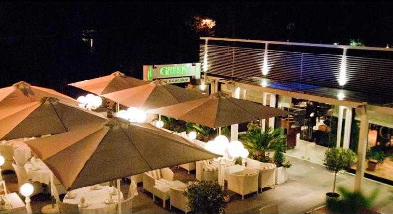 Green House Hotel & Restaurant Тирана Екстериор снимка