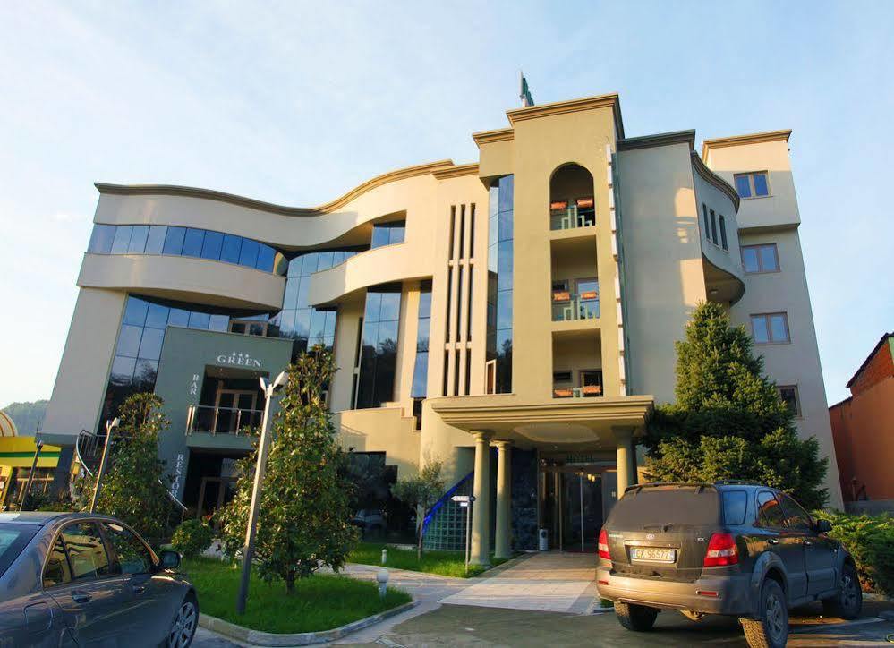 Green House Hotel & Restaurant Тирана Екстериор снимка