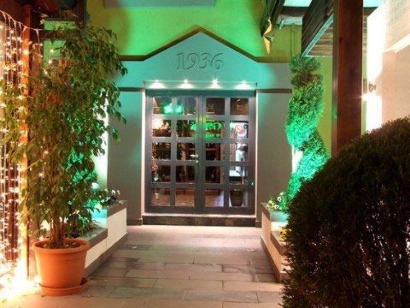 Green House Hotel & Restaurant Тирана Екстериор снимка