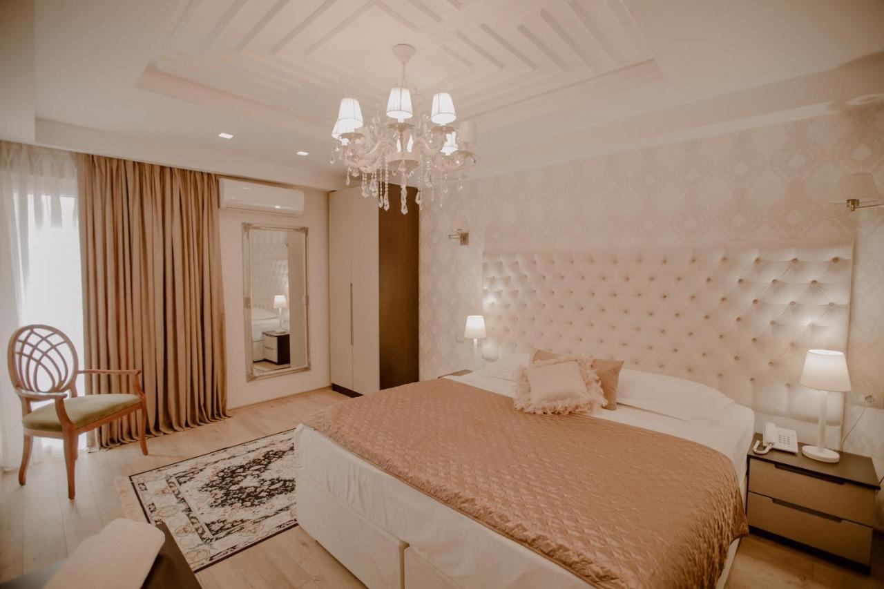 Green House Hotel & Restaurant Тирана Екстериор снимка